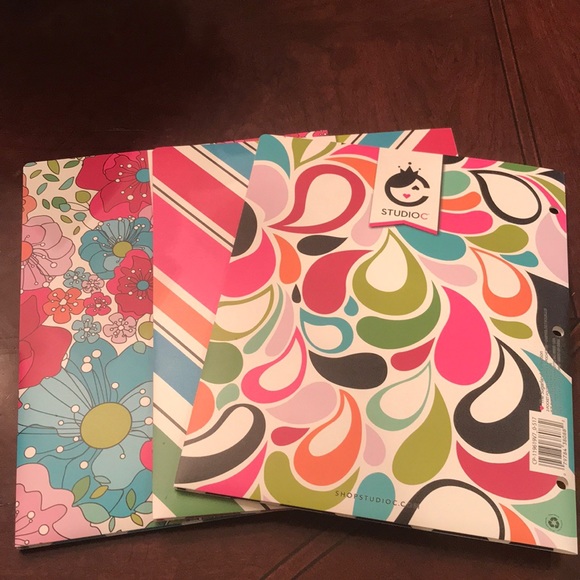 COPY - COPY - COPY - COPY - Set of three Studio C poly plastic print folders. - Picture 3 of 6